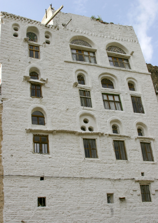 Traditional mudbrick house, Ibb Governorate, Jibla, Yemen