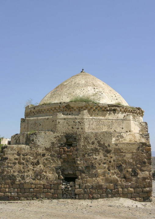Grave site, Janad Region, Taiz, Yemen