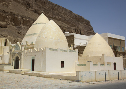 The grave of Ahmad Bin Issa, Hadhramaut, Wadi Doan, Yemen
