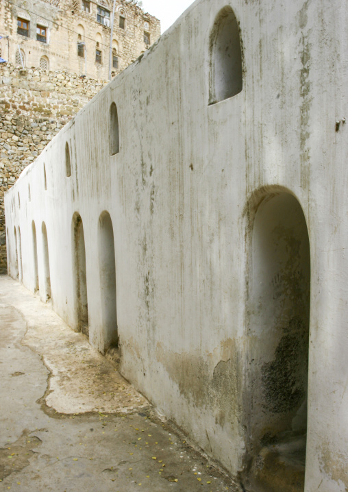 Al-ashrafiya Mosque before renovation, Janad Region, Taiz, Yemen