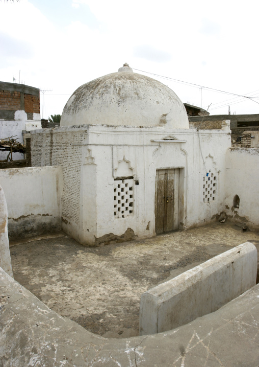 Old mosque in the citadel, Al Hudaydah Governorate, Zabid, Yemen