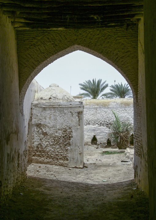 Old mosque mirhab, Al Hudaydah Governorate, Zabid, Yemen