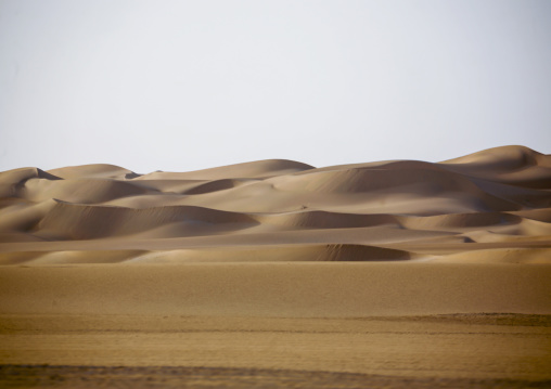 Dunes in the Rub al-Khali or Empty Quarter desert, Marib Governorate, Marib, Yemen